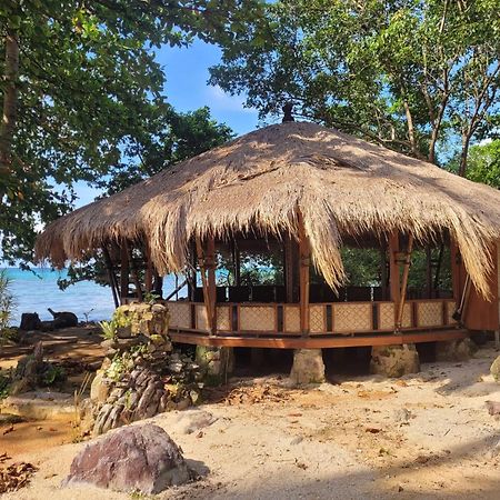 Alam Kita Hotel Karimunjawa Eksteriør billede