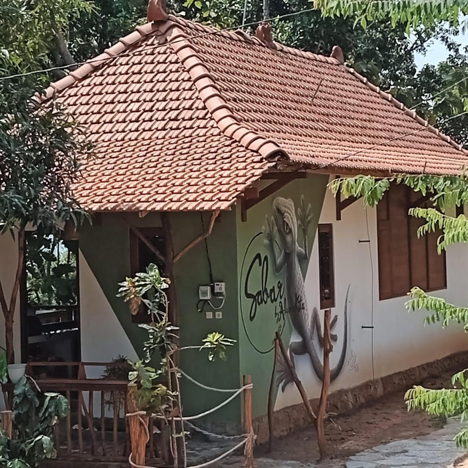 Alam Kita Hotel Karimunjawa Eksteriør billede