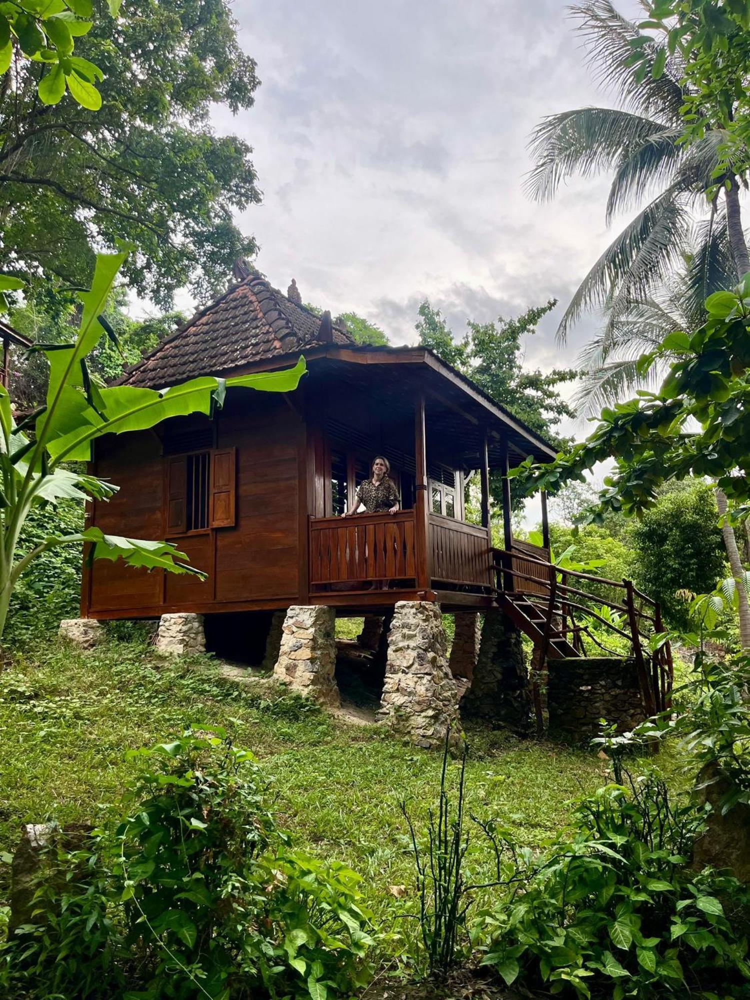 Alam Kita Hotel Karimunjawa Eksteriør billede